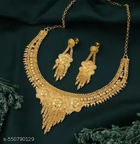 designer alloy gold plated jewellery combo – necklace, earrings, and tikka